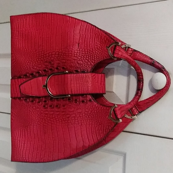 Purse - Picture 1 of 3